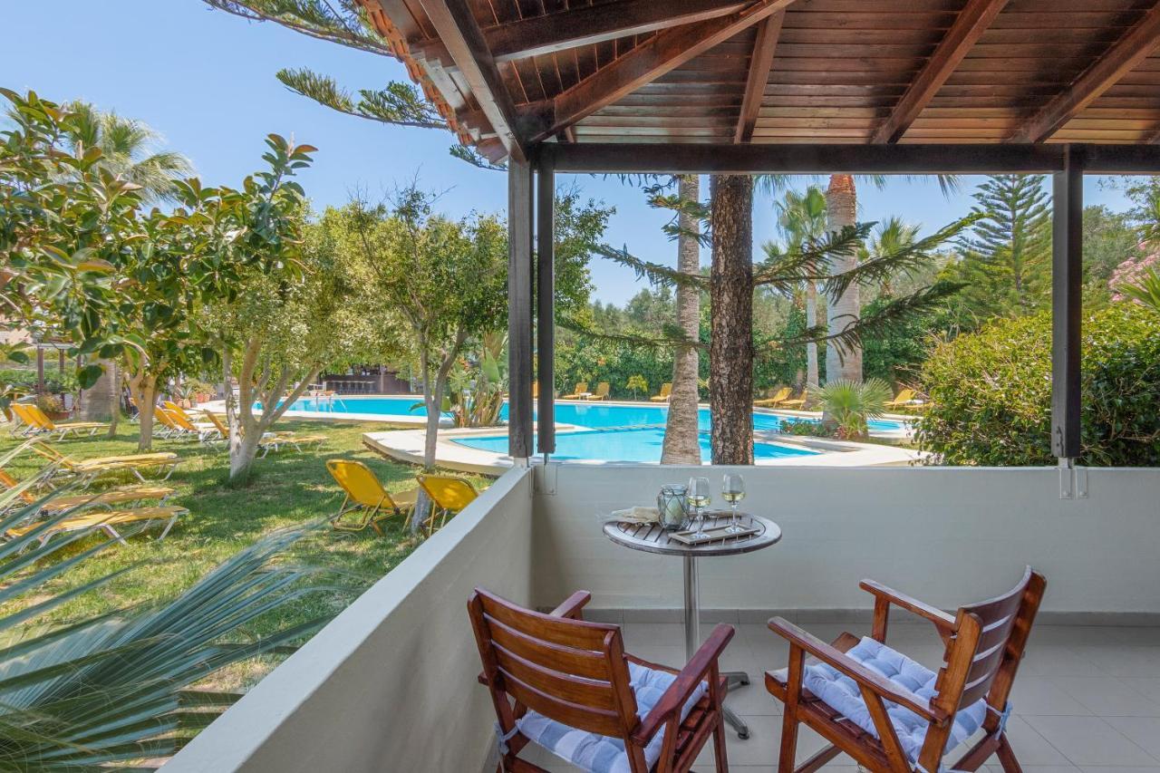 Chrissida Hotel Nea Kydonia Extérieur photo